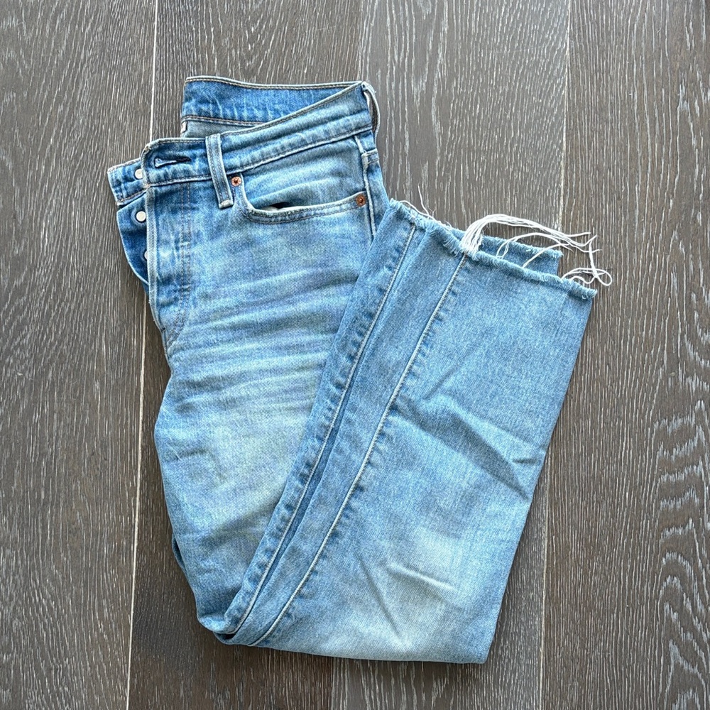 Levi’s Wedgie Jeans